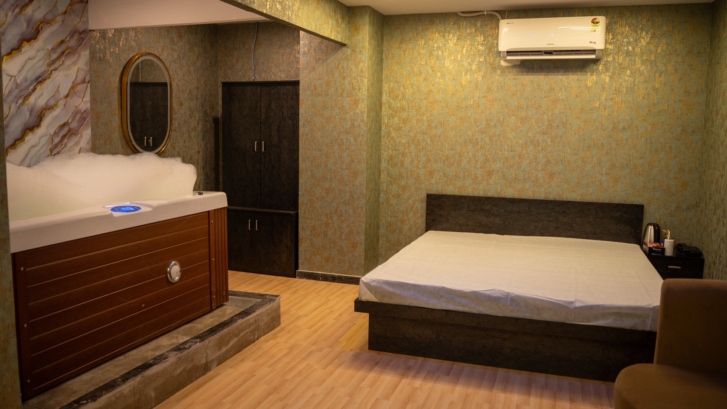 Private lounge at Aurora International Spa